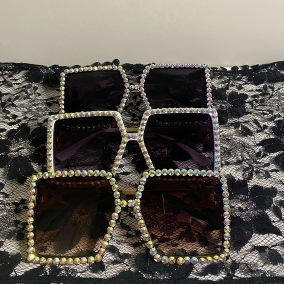 ?Oversized Jewel lined sunglasses main image 11